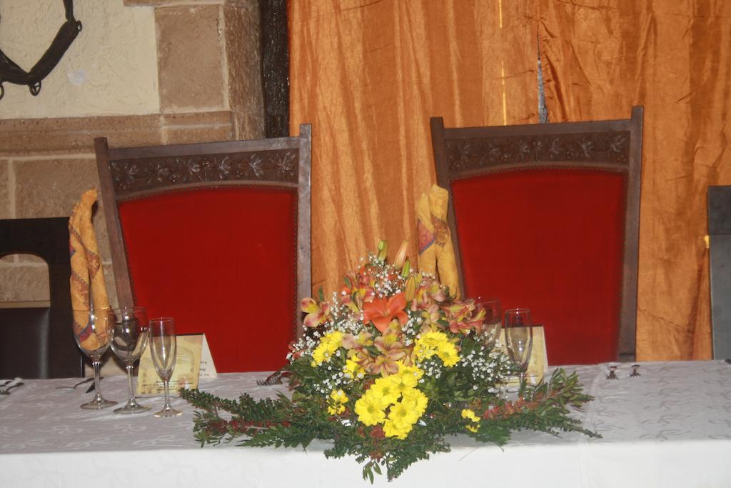 Hostal Restaurante La Diligencia Cunit Dış mekan fotoğraf