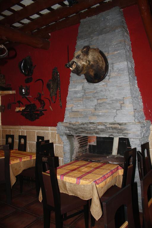 Hostal Restaurante La Diligencia Cunit Dış mekan fotoğraf