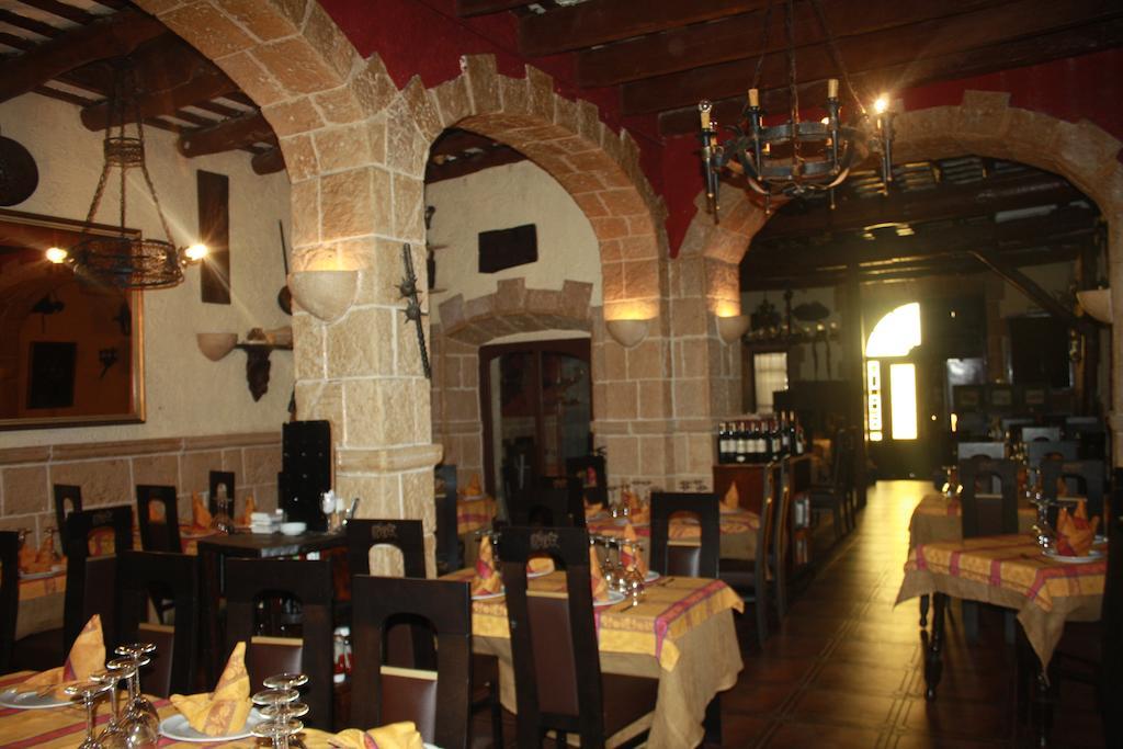 Hostal Restaurante La Diligencia Cunit Dış mekan fotoğraf