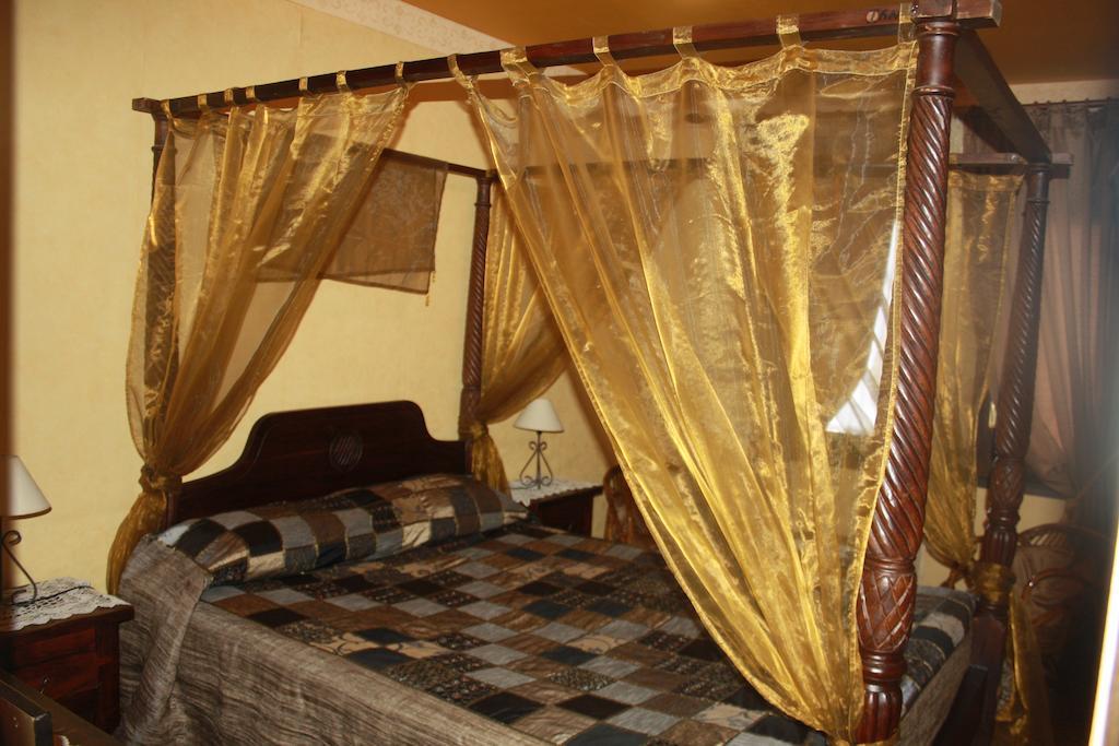 Hostal Restaurante La Diligencia Cunit Oda fotoğraf