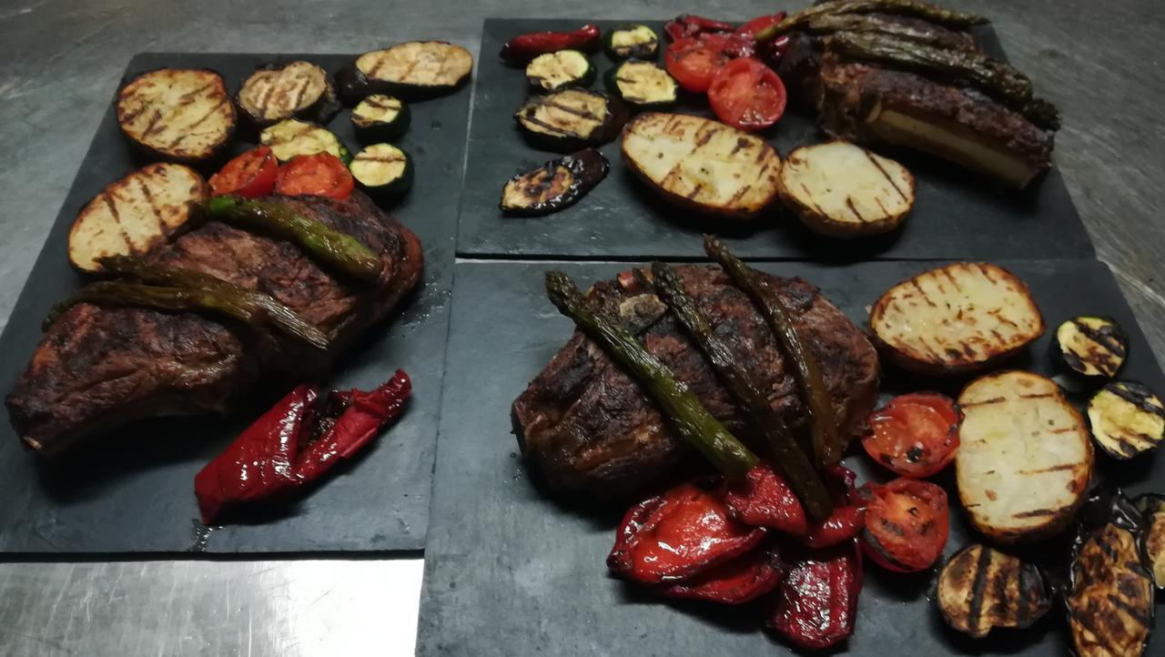 Hostal Restaurante La Diligencia Cunit Dış mekan fotoğraf