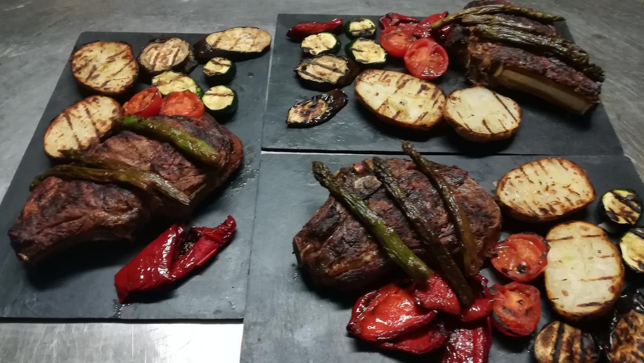 Hostal Restaurante La Diligencia Cunit Dış mekan fotoğraf