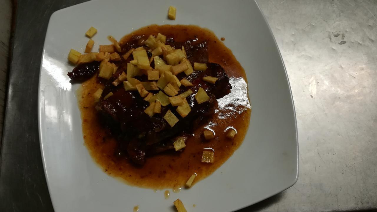 Hostal Restaurante La Diligencia Cunit Dış mekan fotoğraf
