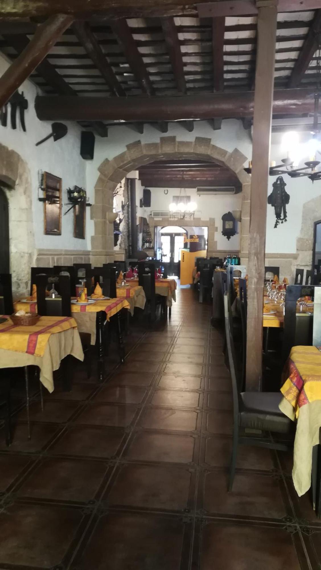 Hostal Restaurante La Diligencia Cunit Dış mekan fotoğraf